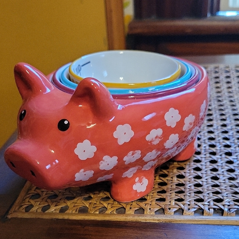 Floral Pig-Shaped Nesting Bowls - Pink